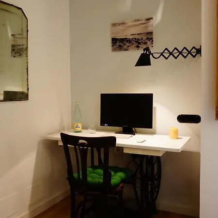 De Standing Raval * Barcelona