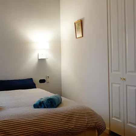 De Standing Raval Homestay